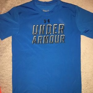 Boys UA shirt
